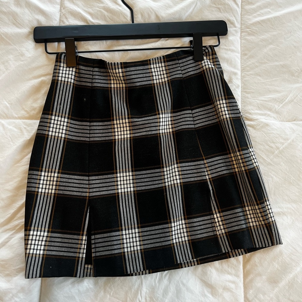ARITZIA plaid skirt
